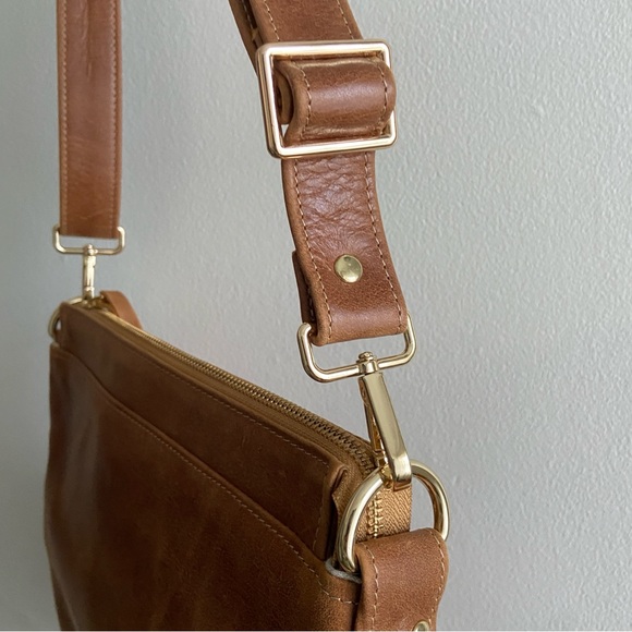 Forest Bags | Leather Shoulder Crossbody Hobo Bag - Picture 5 of 13